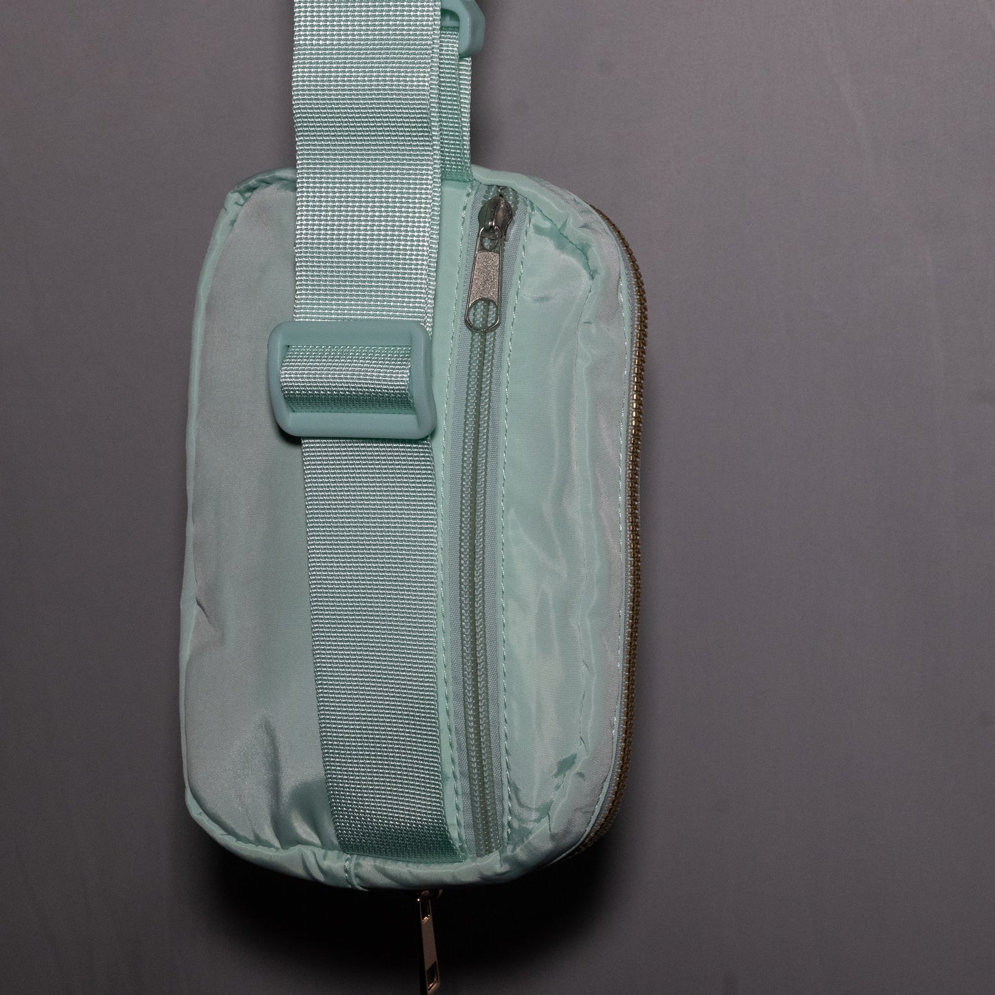 RD Essential Crossbody