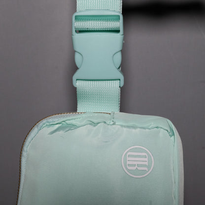 RD Essential Crossbody