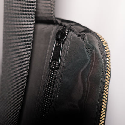 RD Essential Crossbody