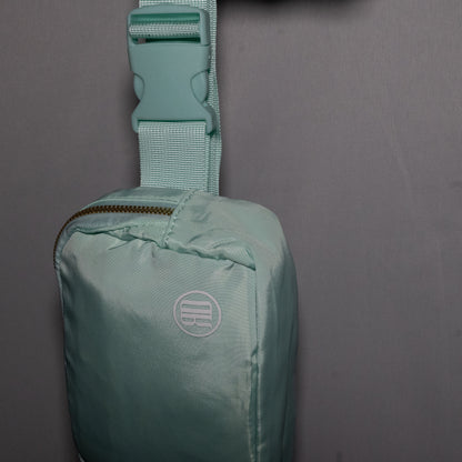 RD Essential Crossbody